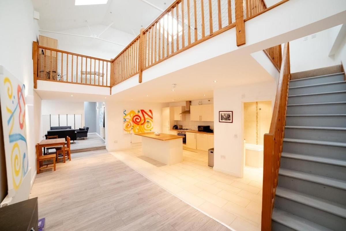 Stunning Split-level In Heart Of Fulham Appartement *