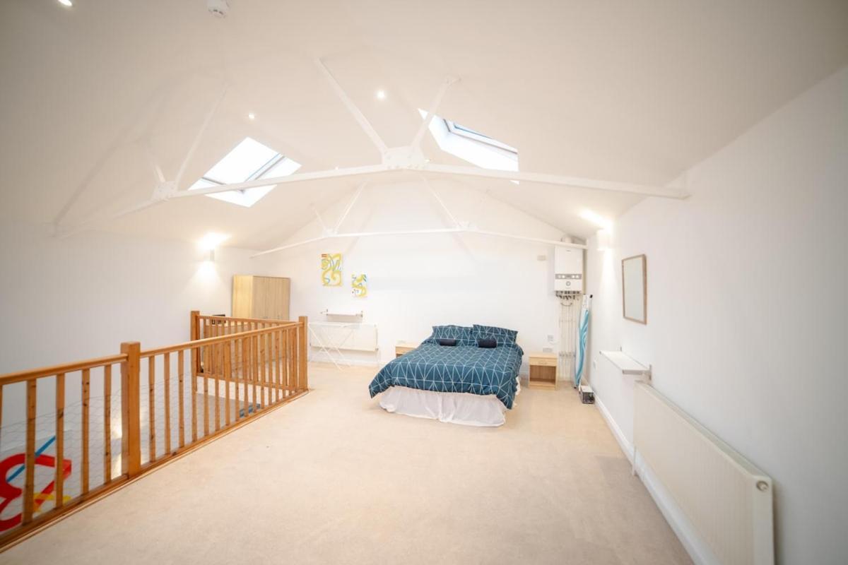 Stunning Split-level In Heart Of Fulham Appartement