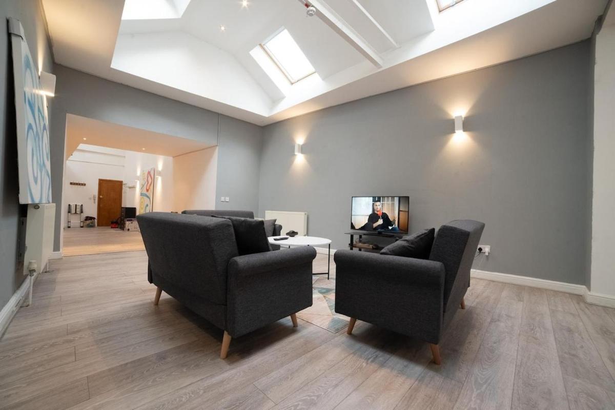 Stunning Split-level In Heart Of Fulham *